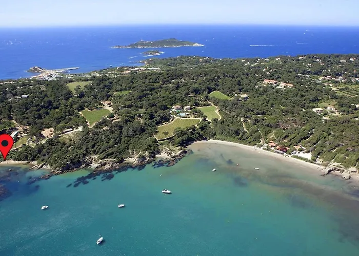 Appartement Joli Climatisé Au Port De - Proche Plages Et Commerces - Linge De Maison Fourni *